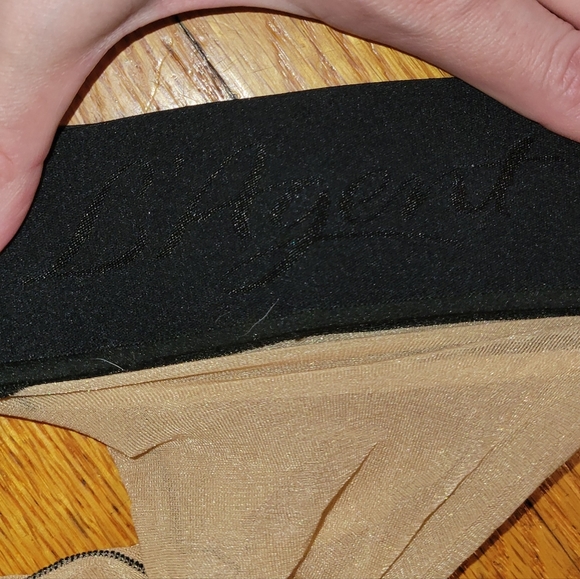 Agent Provocateur Classic, sheer hold-ups. - Picture 5 of 6